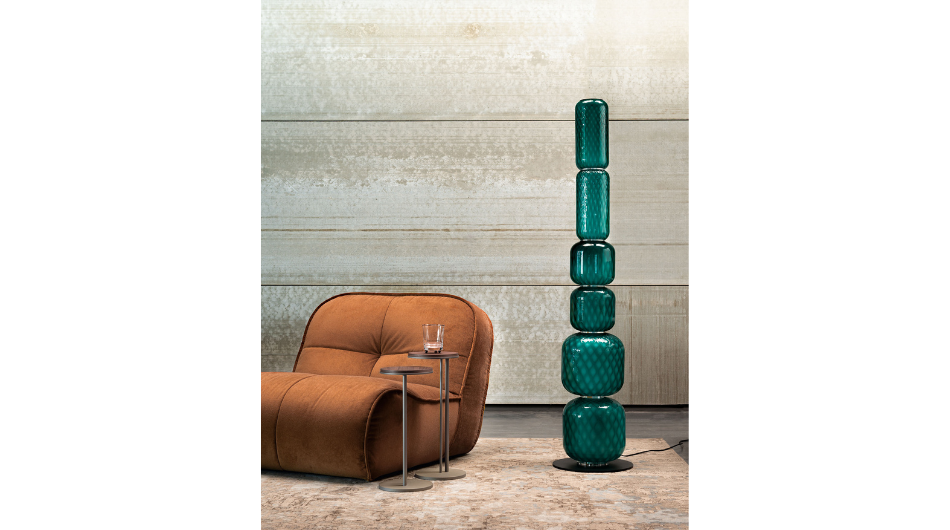 Podna svjetiljka lampa u zelenom staklu cattelan italia retro stil